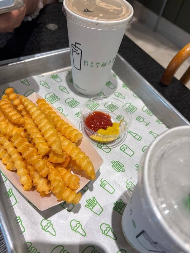Shake Shack ミナモア広島店 - サブ画像3