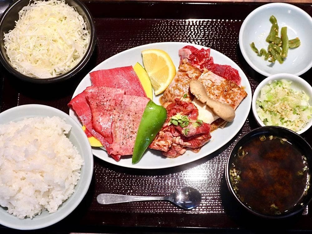 焼肉苑 万大 日進店