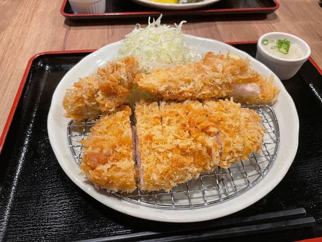 とんかつ天山 甲府駅前店 - サブ画像2