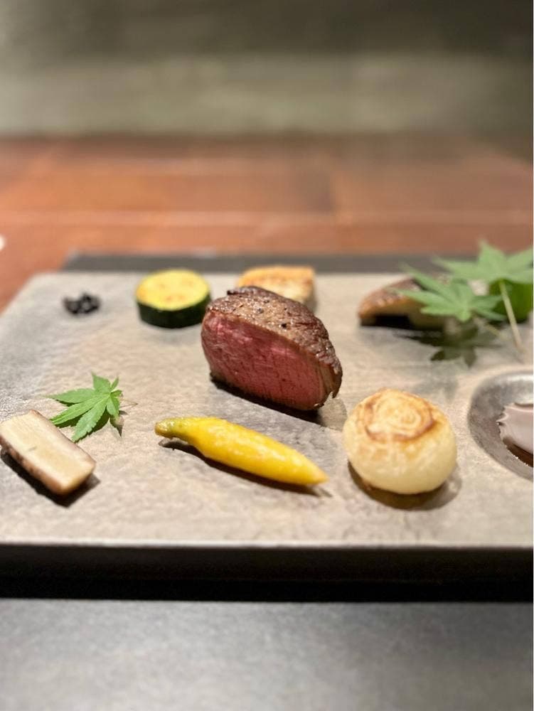 椚座牛料理 緒乃