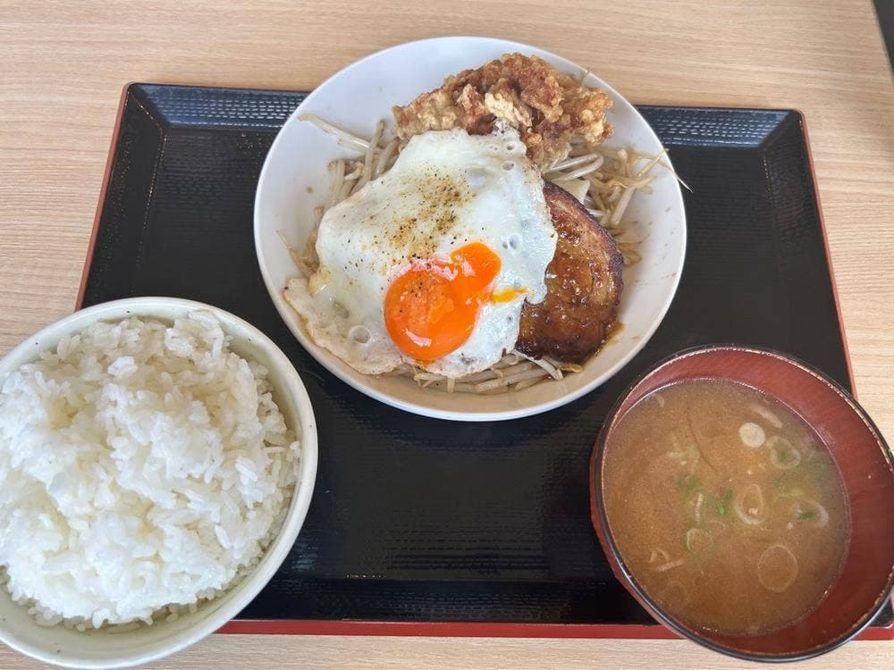 中毒飯 チョモランマ