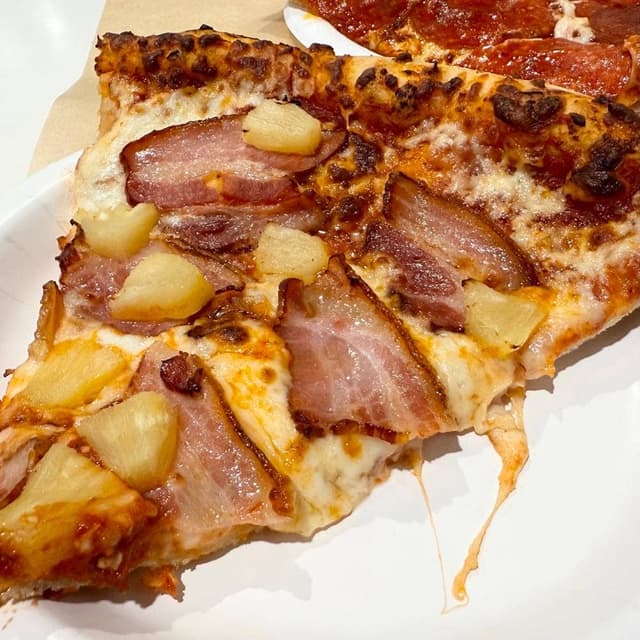 コストコホールセール フードコート 千葉ニュータウン倉庫店 - サブ画像1