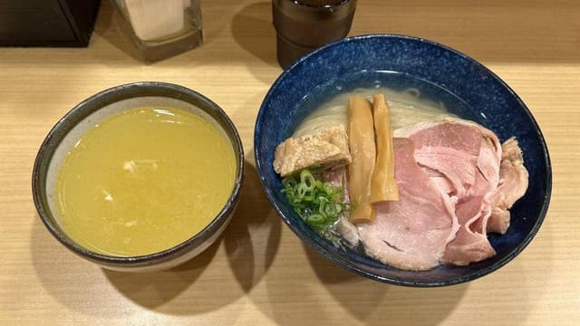 中華そば よしかわ 西荻窪店 - サブ画像1