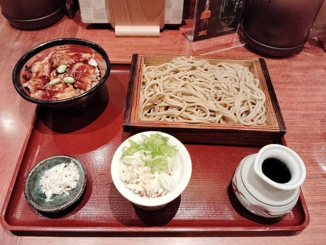 蝦夷前そばと豚丼 北堂 新千歳空港店 - サブ画像3
