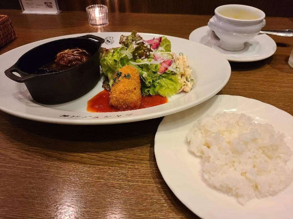 洋食屋 神戸デュシャン