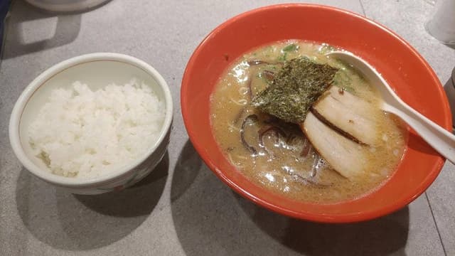 とんこつラーメン ラの壱 金山駅店 - サブ画像2