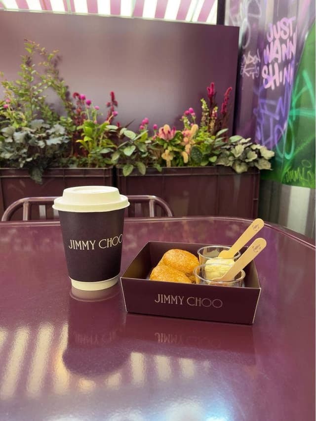 JIMMY CHOO Street Café Ginza - サブ画像2