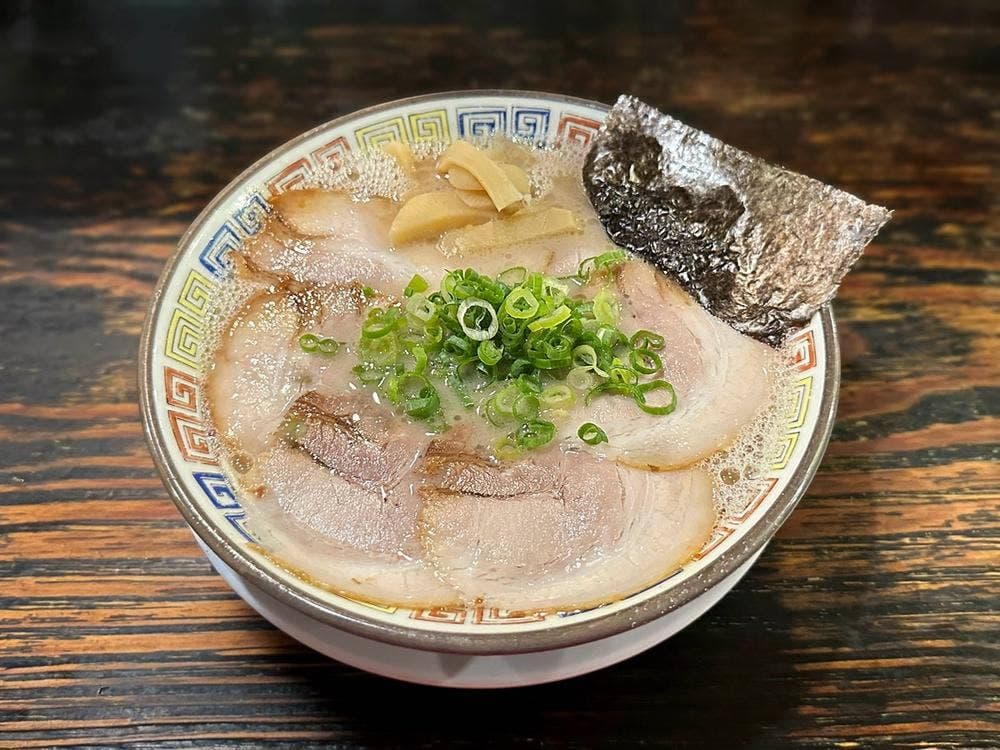 久留米 大砲ラーメン 天神今泉店