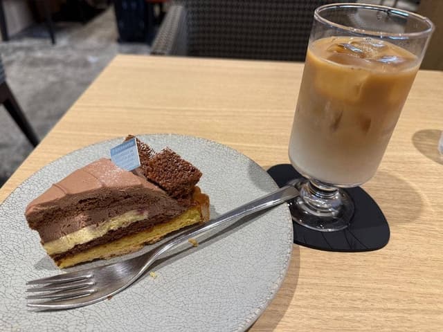 Cafe Renoir 芝大門店 - サブ画像1