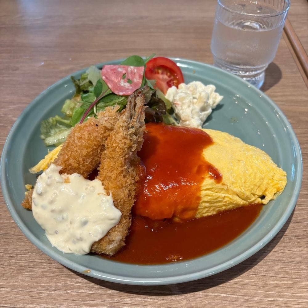 洋食とカフェとバール ハンバール