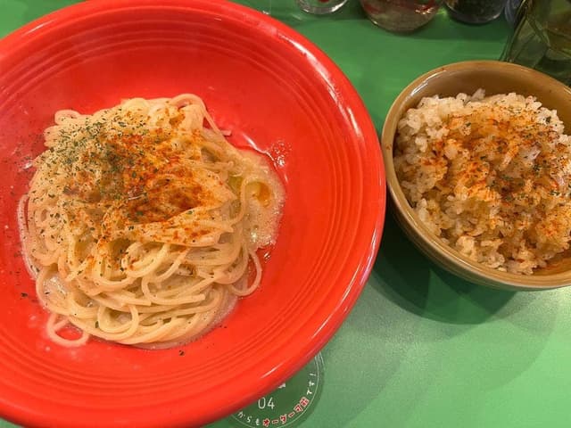 ペペロンチーノ専門店 ぺろん 本店 - サブ画像1