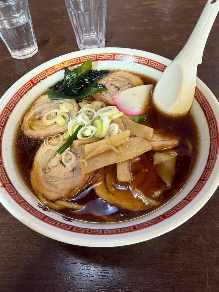 玉芳