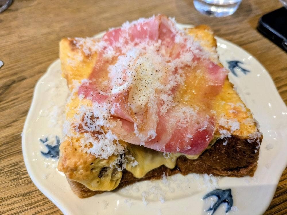 天然酵母の食パン専門店 つばめパン&Milk 庄内緑地公園店