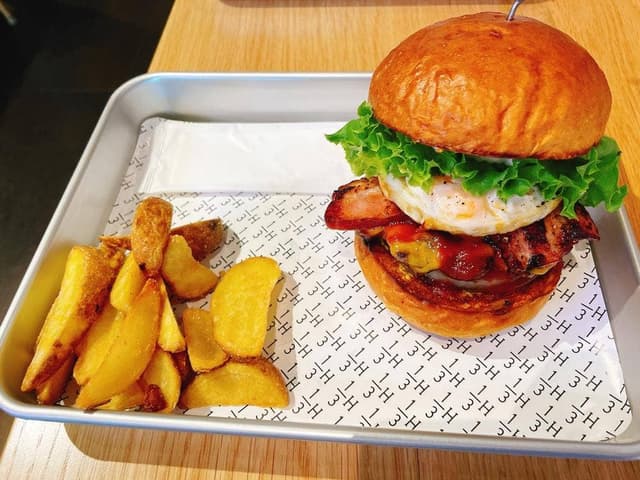 1/3 HAMBURGER FACTORY 野々市店 - サブ画像2