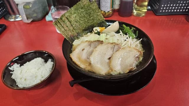 横浜ラーメン丸子家 大塚店 - サブ画像2