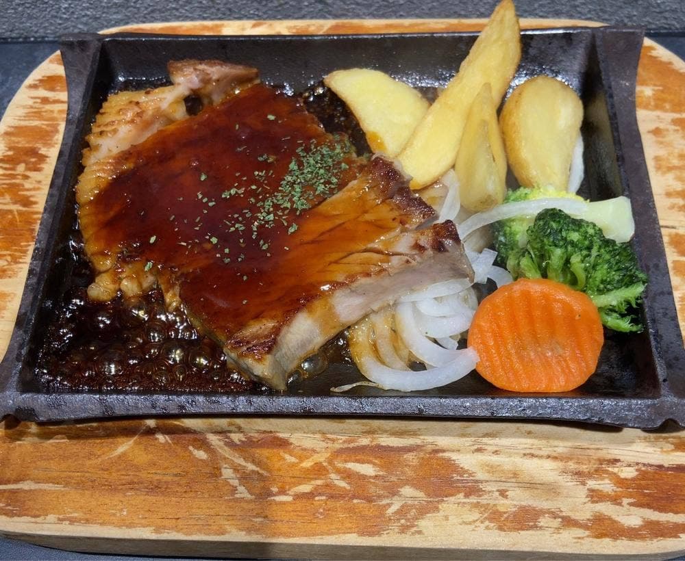 豚々市