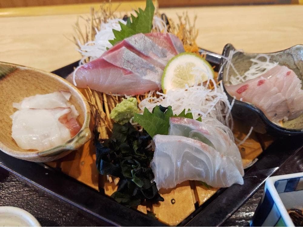 かつら 蒲刈本店