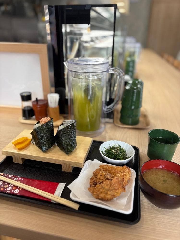 おにぎり ぱん田