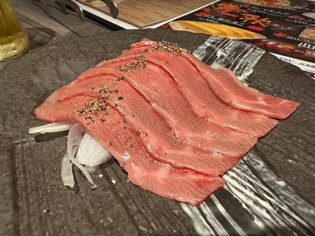 近江うし焼肉 にくTATSU 日本橋室町店 - サブ画像1