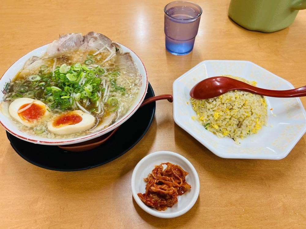 ラーメン日出屋