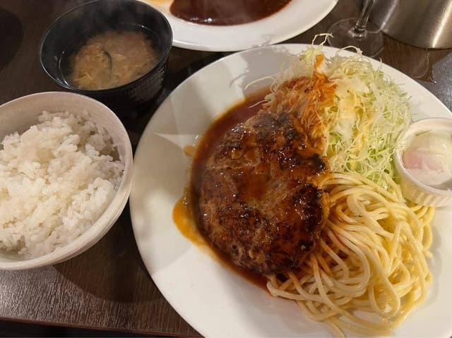 洋食バル ウルトラ - サブ画像3