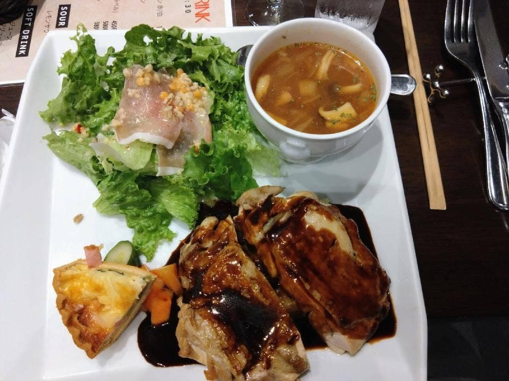 ビストロダイニング和菜 ウオマチヒカリテラス店