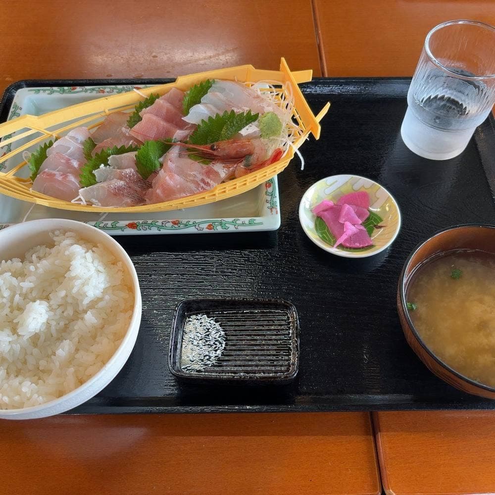 朝獲れ海鮮定食＆ドッグラン だいせん丸