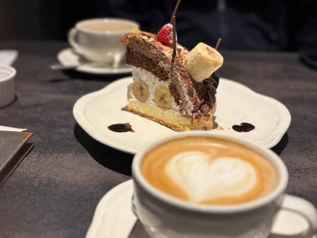 ラ・メゾン アンソレイユターブル 中日ビル店 - サブ画像2