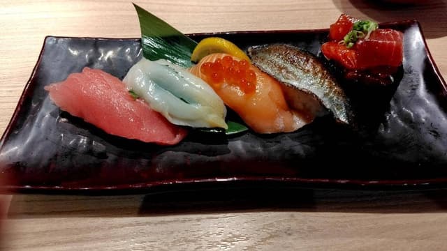 すし銚子丸 横浜六ツ川店 - サブ画像1