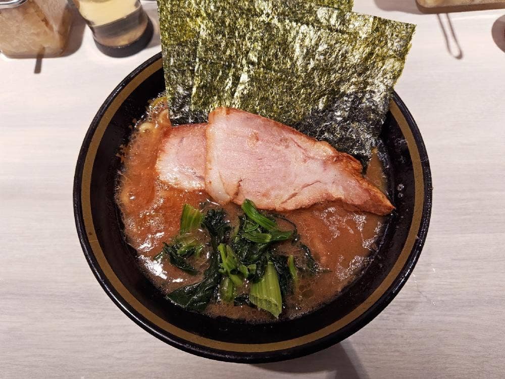 横浜家系ラーメン てつ家 市ヶ谷