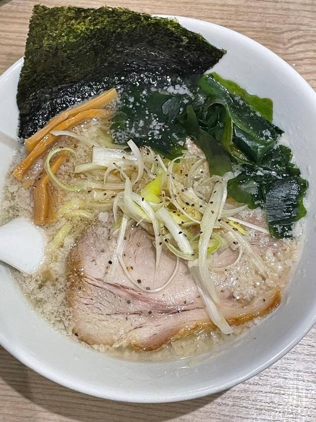 コッテリの塩らー麺専門店 MANNISH 日暮里店 - サブ画像1