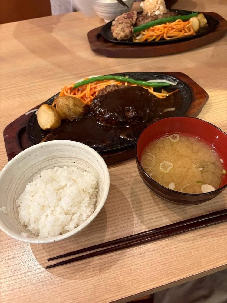 君のハンバーグを食べたい イオンモール大和店