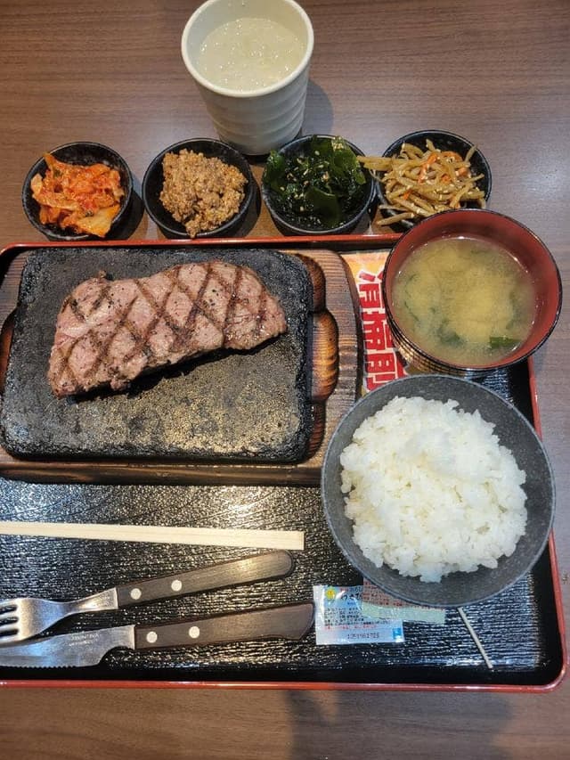 感動の肉と米 大和下和田店 - サブ画像1