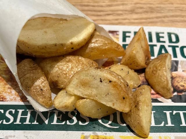 フレッシュネスバーガー KITTE大阪店 - サブ画像2