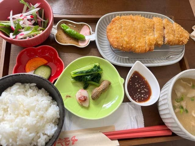 定食屋 ブタノキモチ - サブ画像2