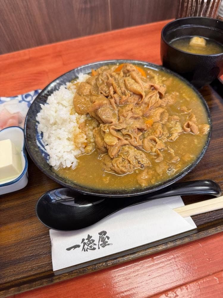 一徳屋 もつ煮込み