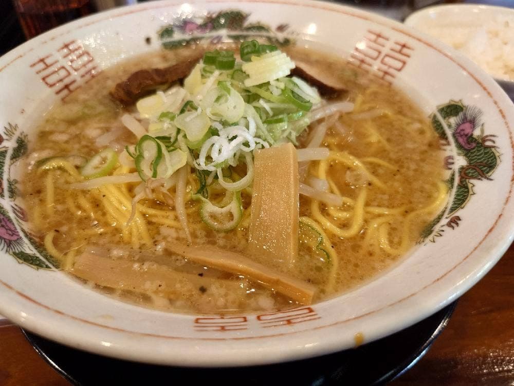 ラーメン ギョーザ 飛龍