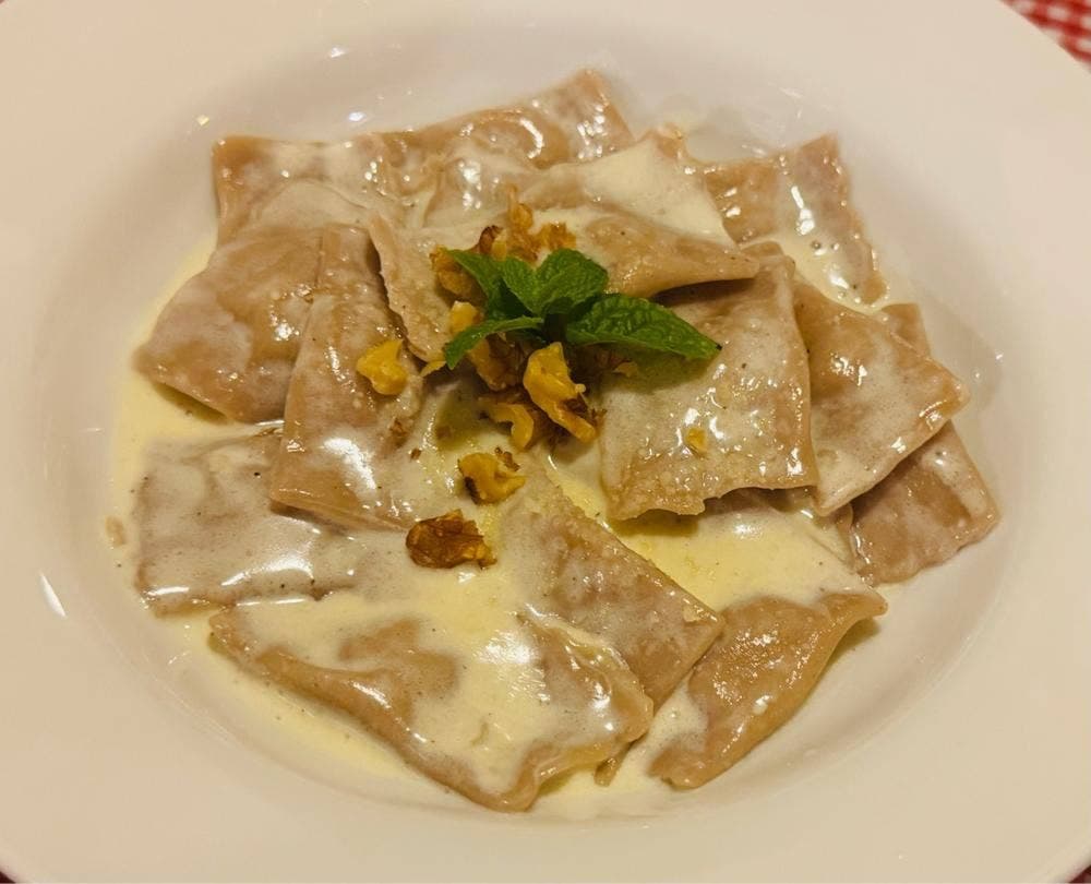 イタリア郷土料理 エヴィーバ!