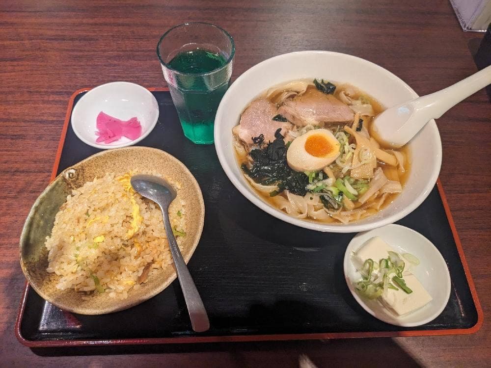 呑食屋りぼう
