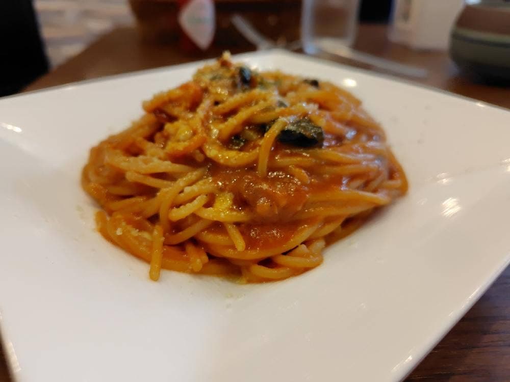 ワイン食堂 albero