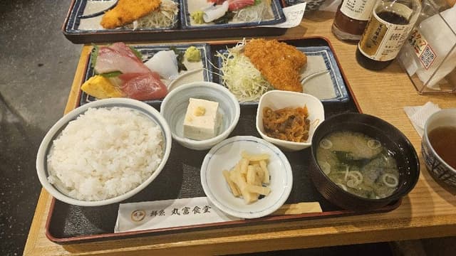 丸富食堂 池袋東口店 - サブ画像3