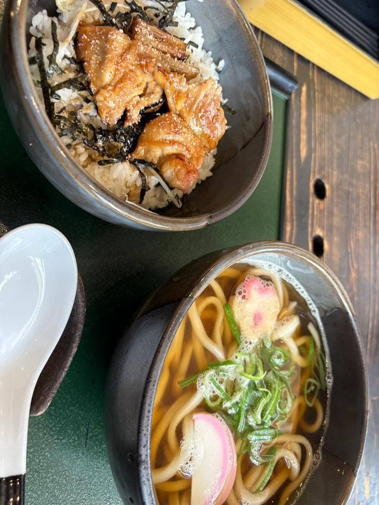 十勝山賊うどん本舗・餅蔵