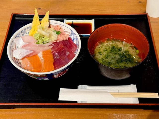磯丸水産食堂 CIAL横浜店 - サブ画像2