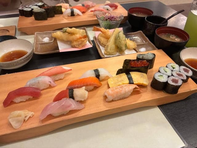 寿司・海鮮 一斗五合 - サブ画像1