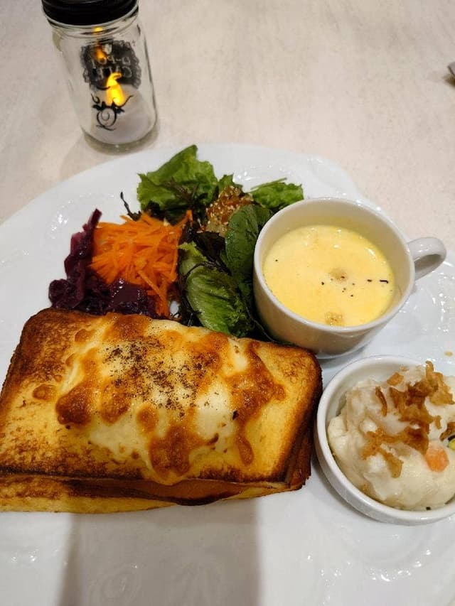 Q-pot CAFE. 日比谷シャンテ店 - サブ画像1