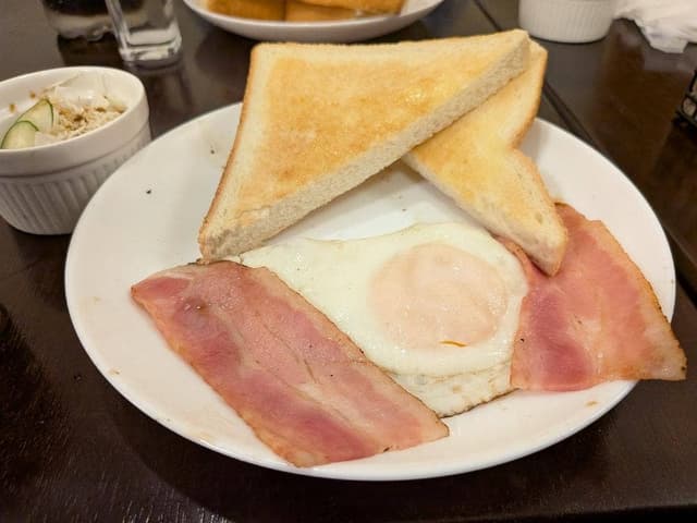 八番館コーヒー店 - サブ画像1