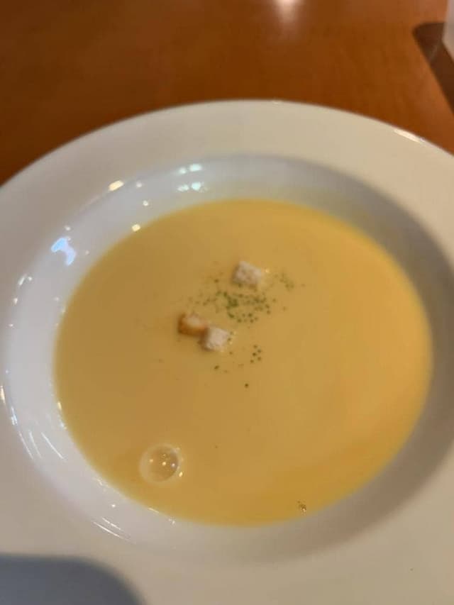 ハンバーグ ダイニング たくみ - サブ画像1