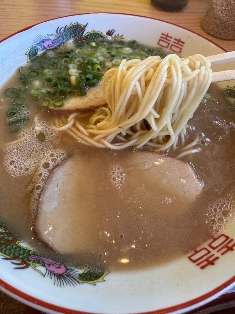 博多ラーメン 七萬 津守店