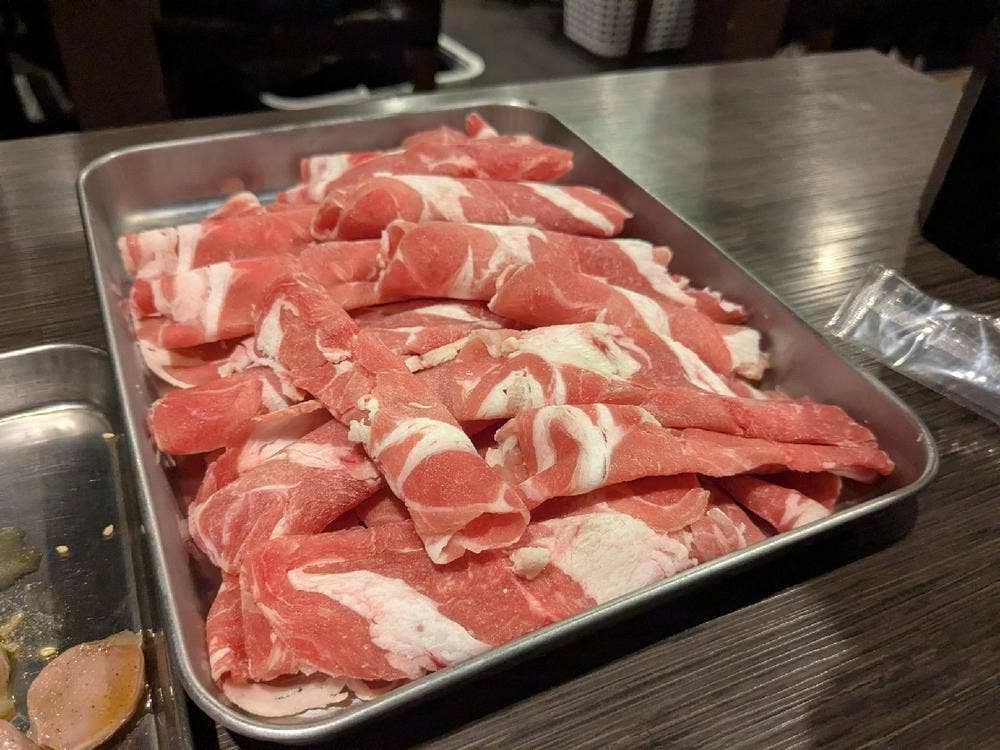 羊とホルモン 大笑