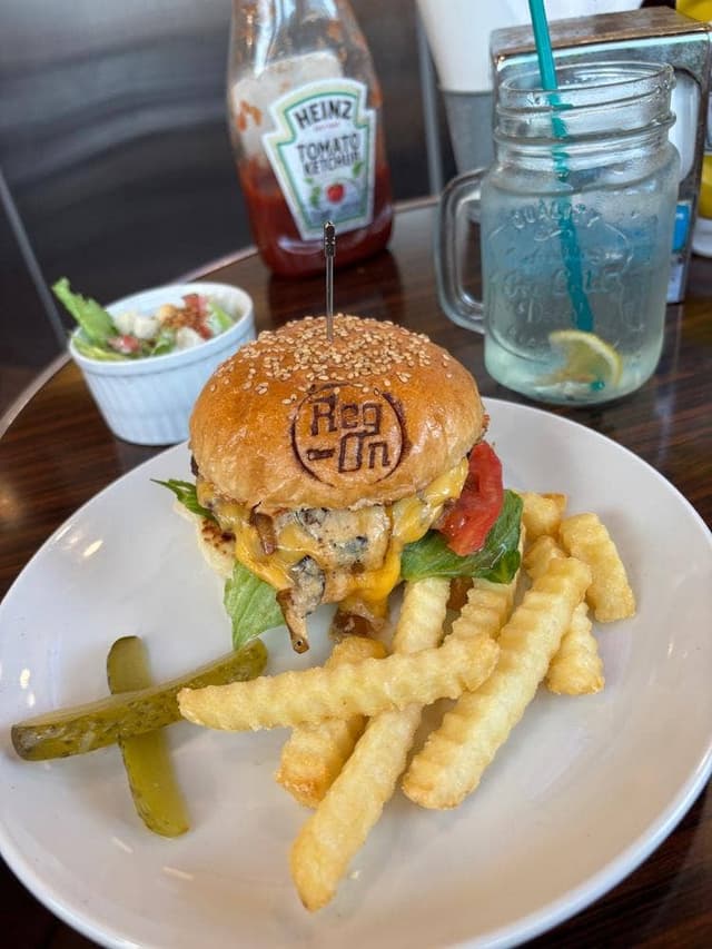 レッグオンダイナー - サブ画像1